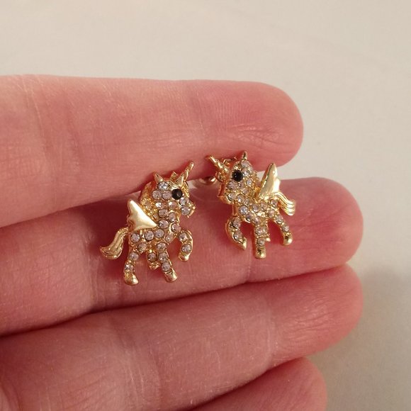 Gold Plated Unicorn Diamond Ziron Stud Earrings Party Gift - Picture 2 of 5